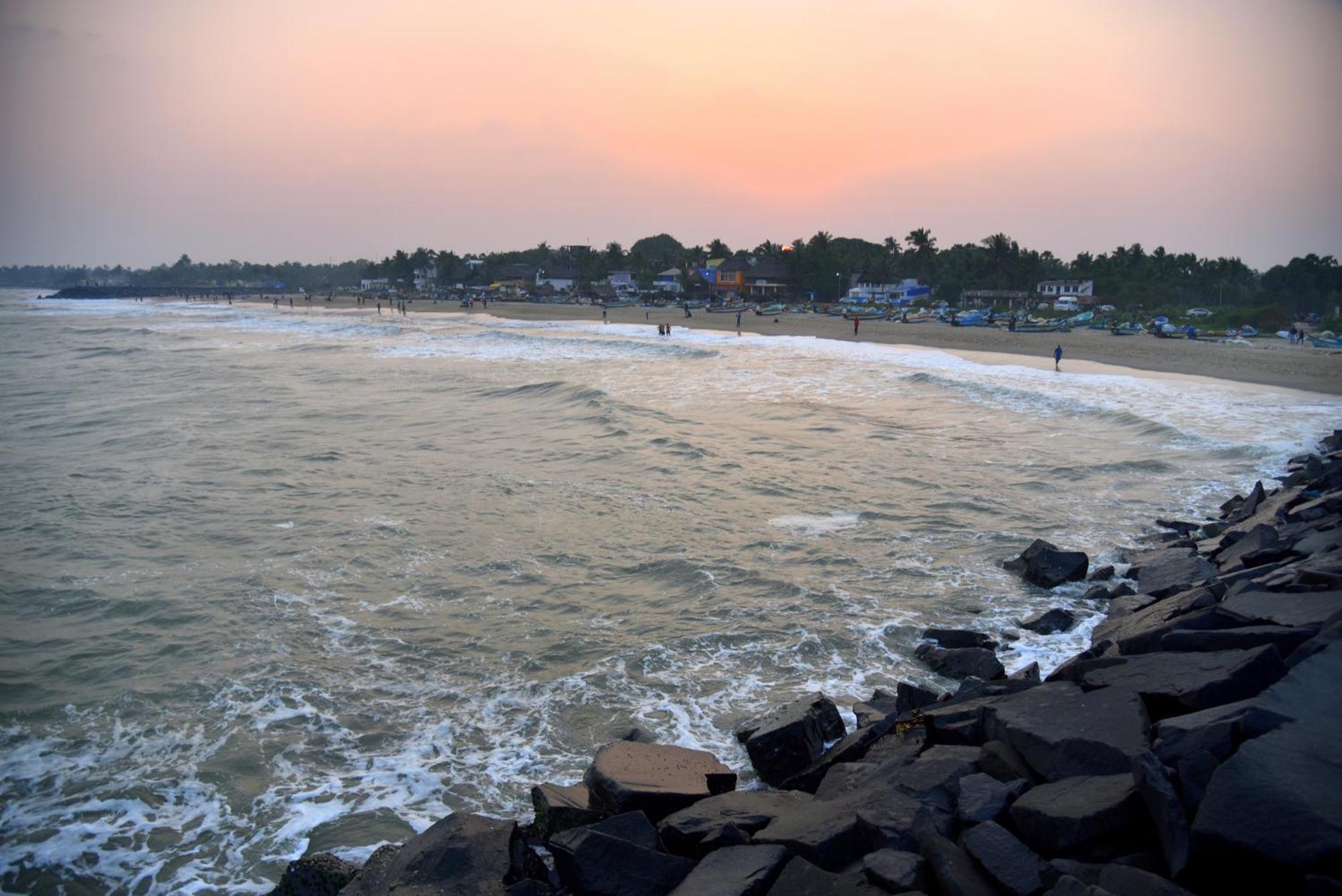The Ocean Edge Hotell Pondicherry Eksteriør bilde
